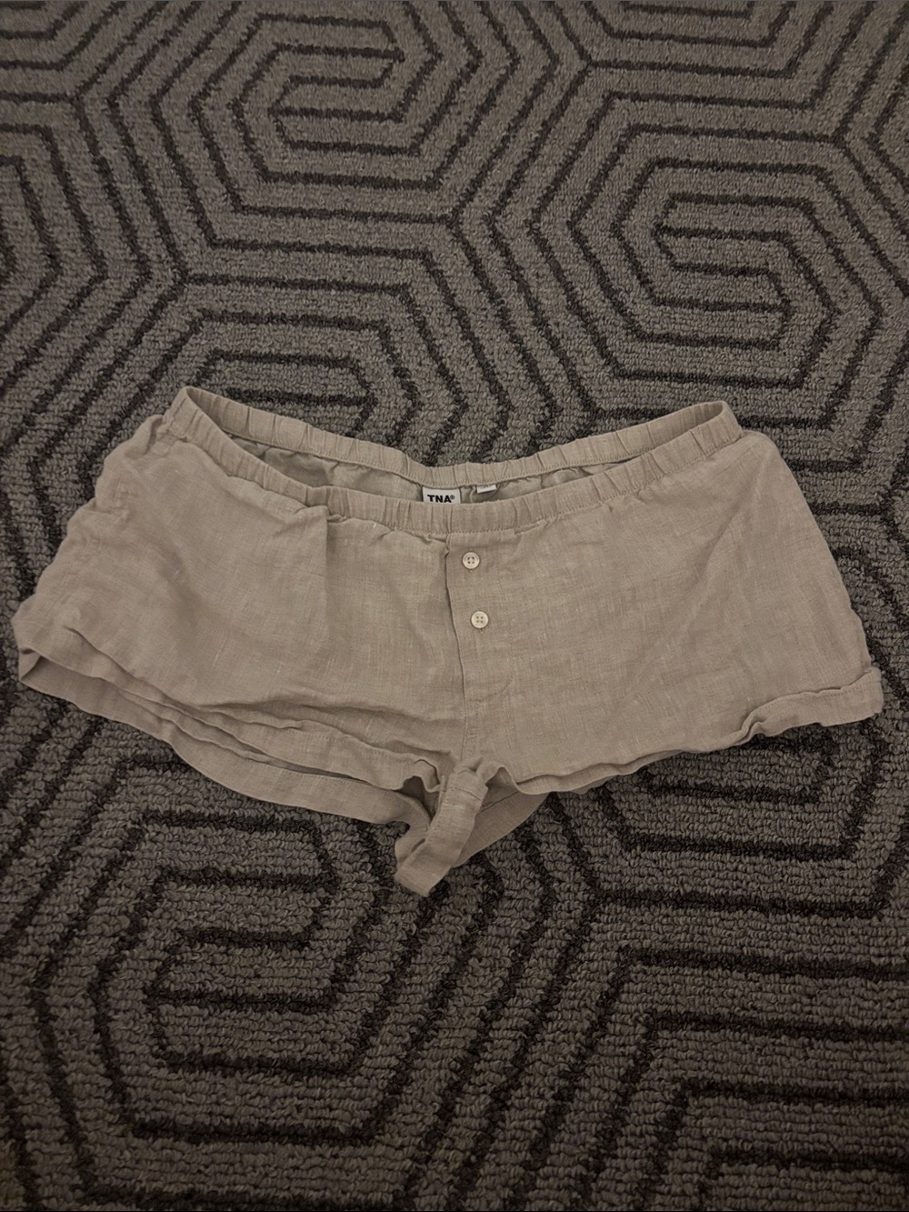 TNA Low-Waist Beige Linen Blend Shorts